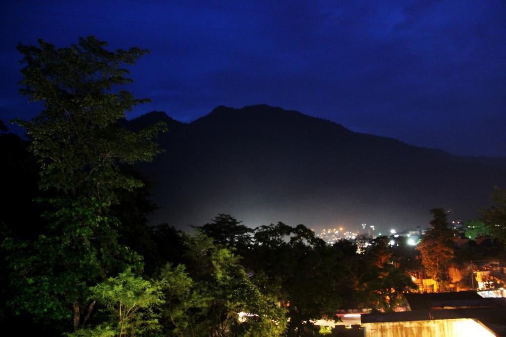 Rishikesh Sadan A Yoga & Spritual Retreat Hotel Tapovan Luaran gambar